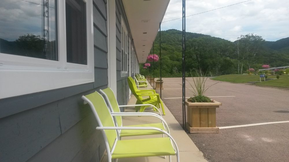 Cornerstone Motel Chéticamp Εξωτερικό φωτογραφία